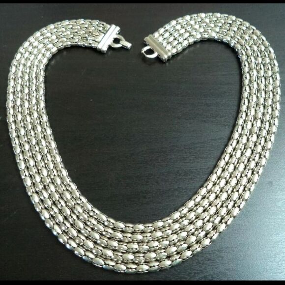 VINTAGE MULTI STRAND SILVER TONE 17" NECKLACE - Picture 1 of 1